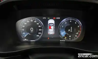 Volvo XC40 2021 2.0 гидро в Москве № 344086, миниатюра 8