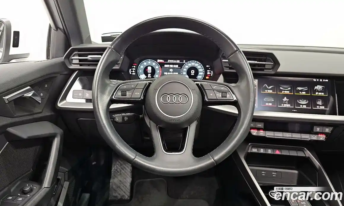 Audi A3 2024 2.0 гидро в Москве № 372790, фото 13