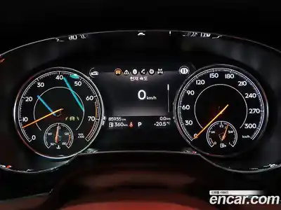 Bentley Bentayga 2018 6.0 гидро в Москве № 387300, миниатюра 10