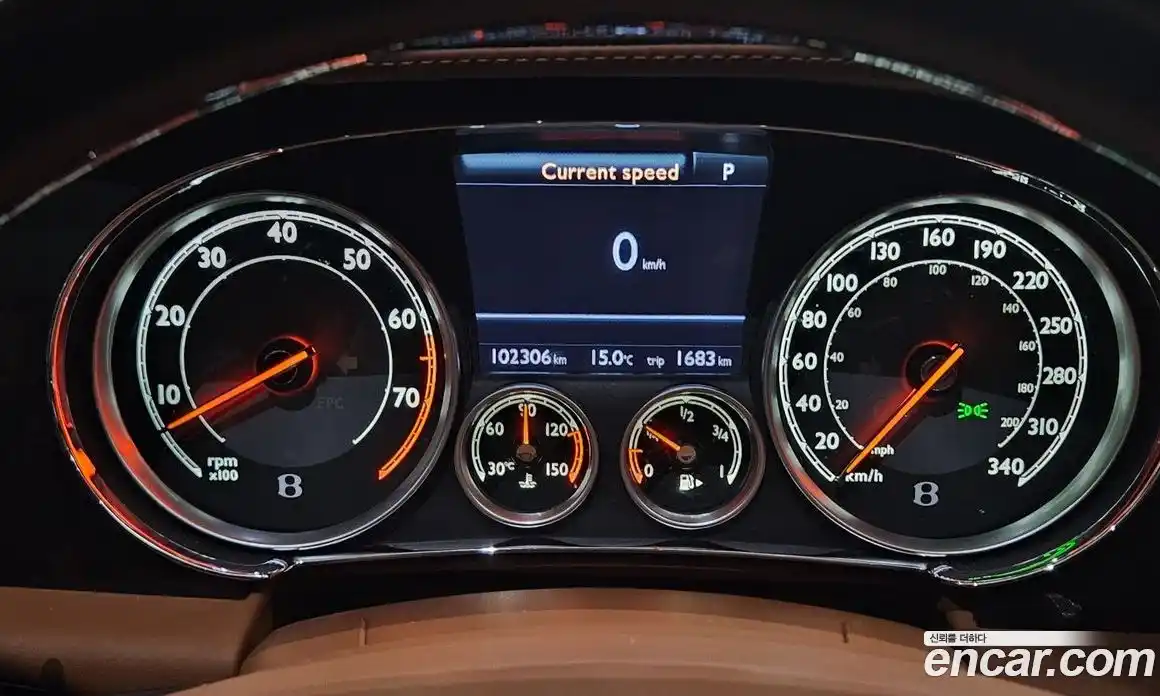 Bentley Flying Spur 2014 6.0 гидро в Москве № 387313, фото 8