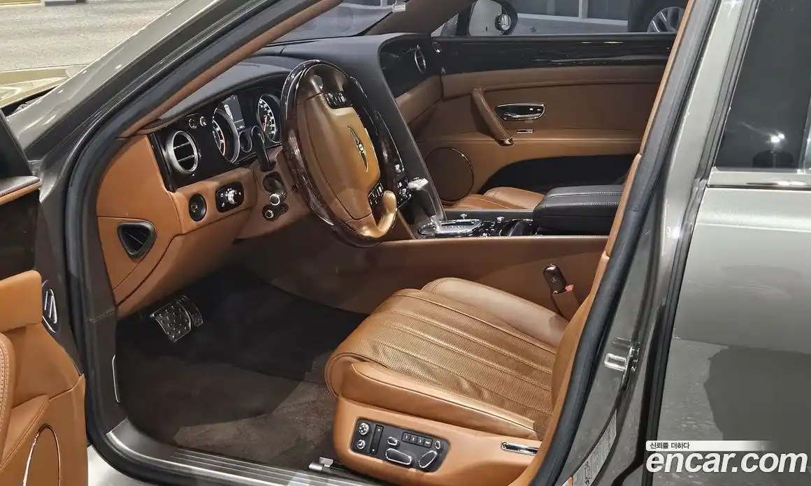 Bentley Flying Spur 2014 6.0 гидро в Москве № 387313, фото 10