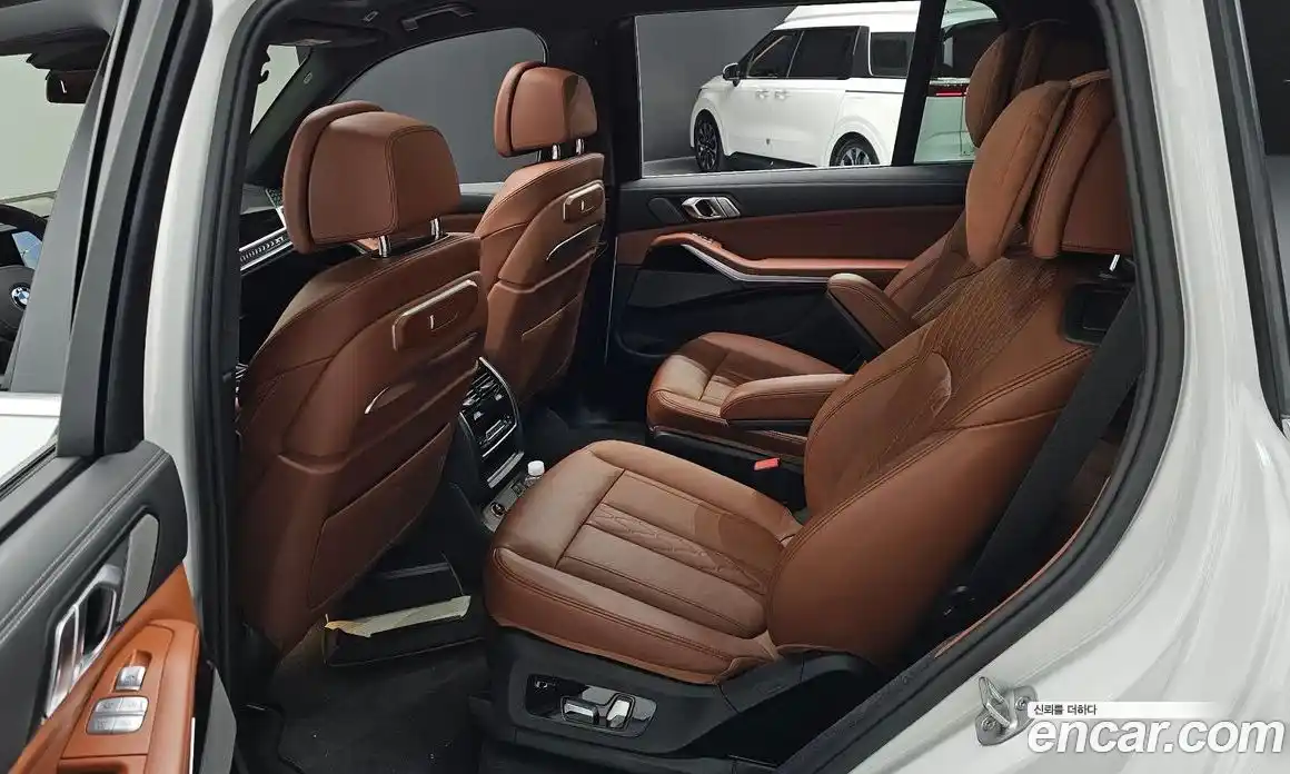 BMW X7 2023 3.0 гидро в Москве № 539295, фото 12