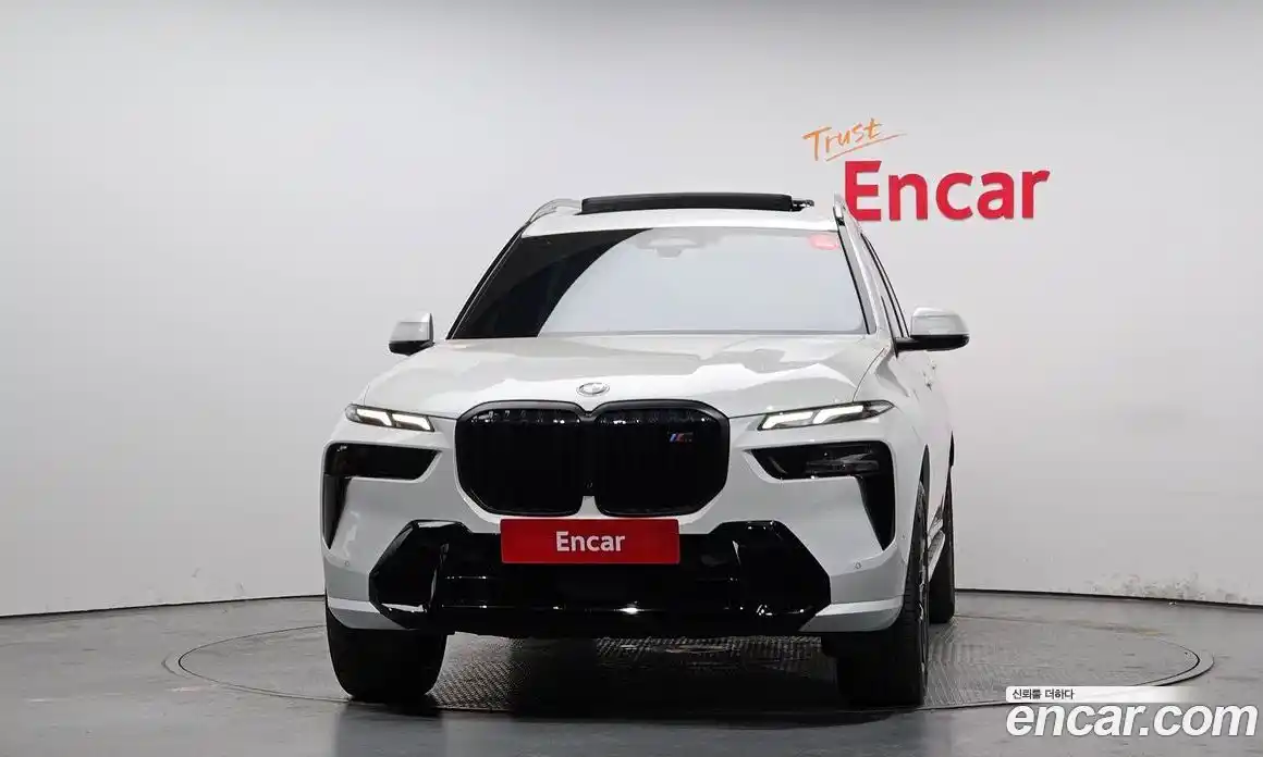 BMW X7 2023 3.0 гидро в Москве № 539295, фото 3