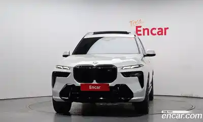 BMW X7 2023 3.0 гидро в Москве № 539295, миниатюра 3
