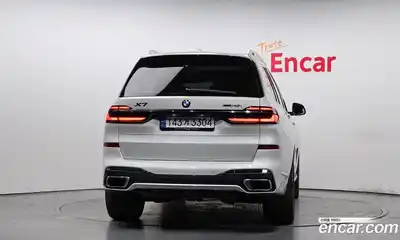 BMW X7 2023 3.0 гидро в Москве № 539295, миниатюра 4