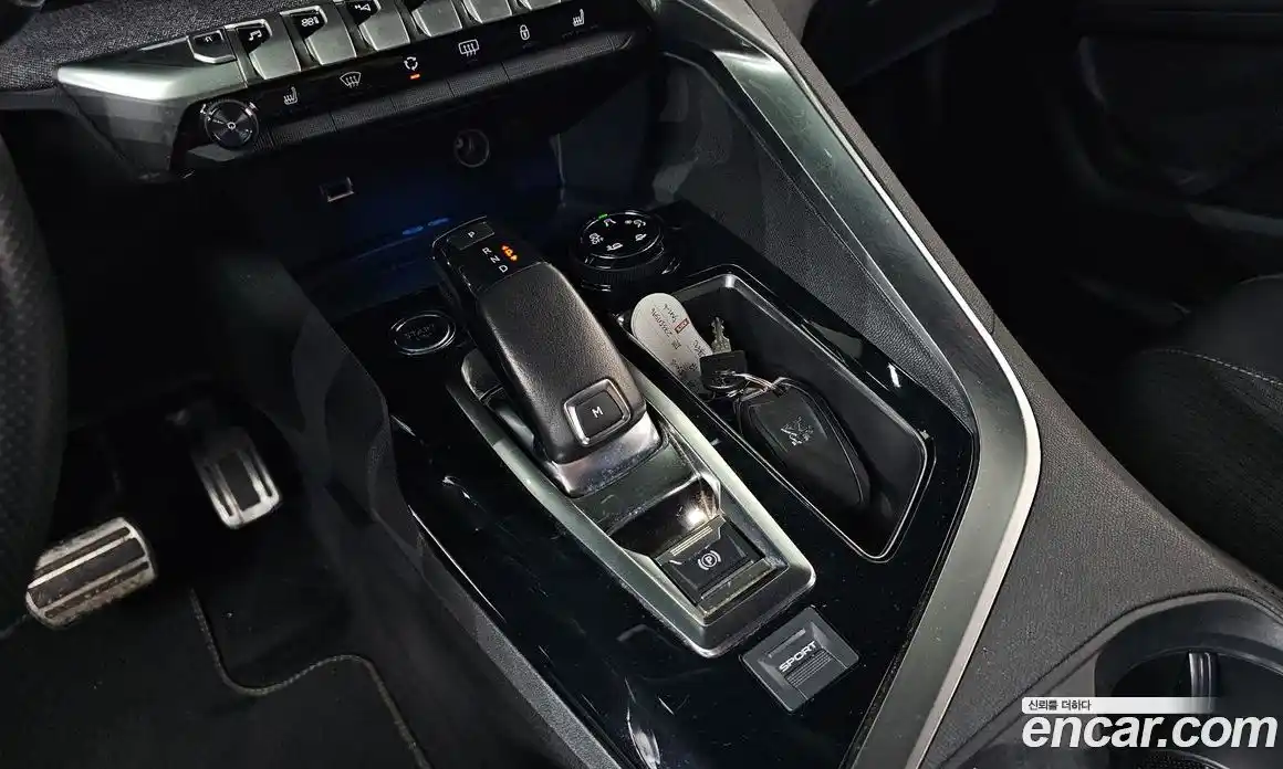 Peugeot 5008 2018 1.6 гидро в Москве № 547928, фото 9