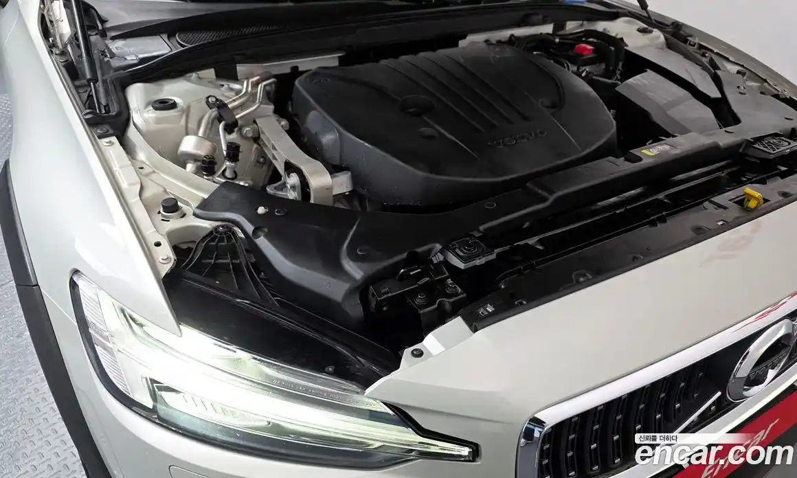 Volvo V60 2020 2.0 гидро в Москве № 593767, фото 6