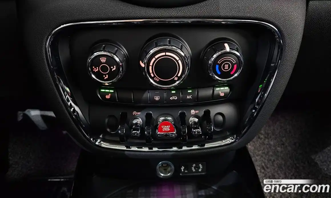 Mini Clubman 2017 1.5 гидро в Москве № 595148, фото 18