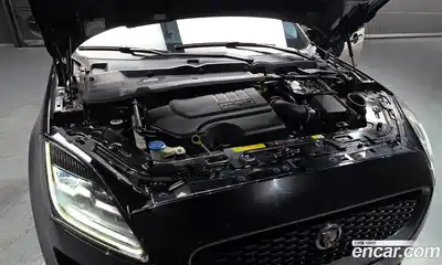 Jaguar E-Pace 2018 2.0 гидро в Москве № 610782, миниатюра 6