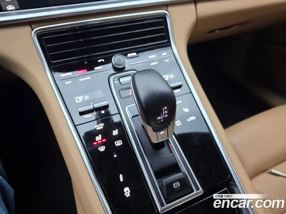 Porsche Panamera 2018 3.0 гидро в Москве № 651544, фото 9