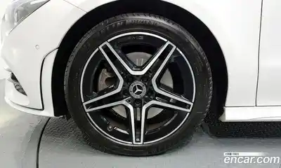 Mercedes-Benz CLA-Class 2023 2.0 гидро в Москве, миниатюра 5
