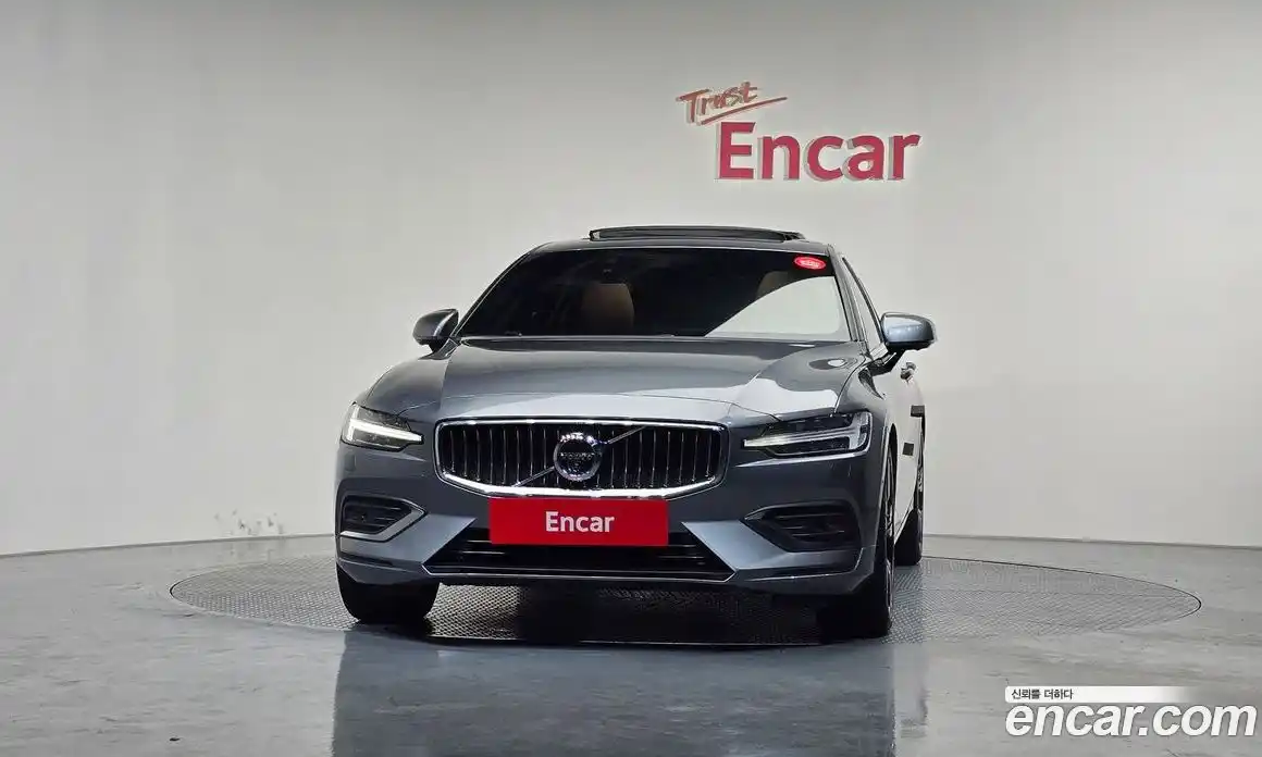 Volvo S60 2020 2.0 гидро в Москве № 724104, фото 3