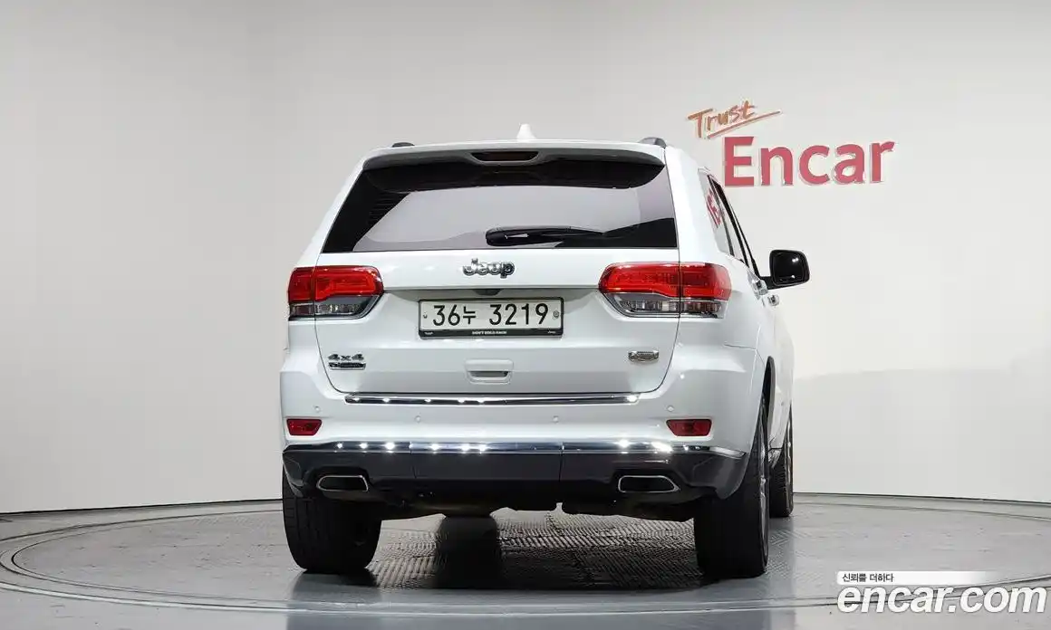 Jeep Cherokee 2015 3.0 гидро в Москве № 725341, фото 4