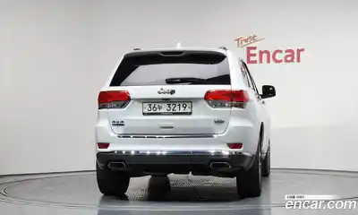 Jeep Cherokee 2015 3.0 гидро в Москве № 725341, миниатюра 4
