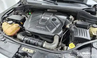 Jeep Cherokee 2015 3.0 гидро в Москве № 725341, миниатюра 6