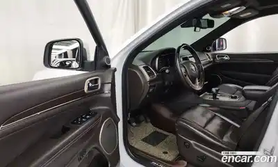 Jeep Cherokee 2015 3.0 гидро в Москве № 725341, миниатюра 10