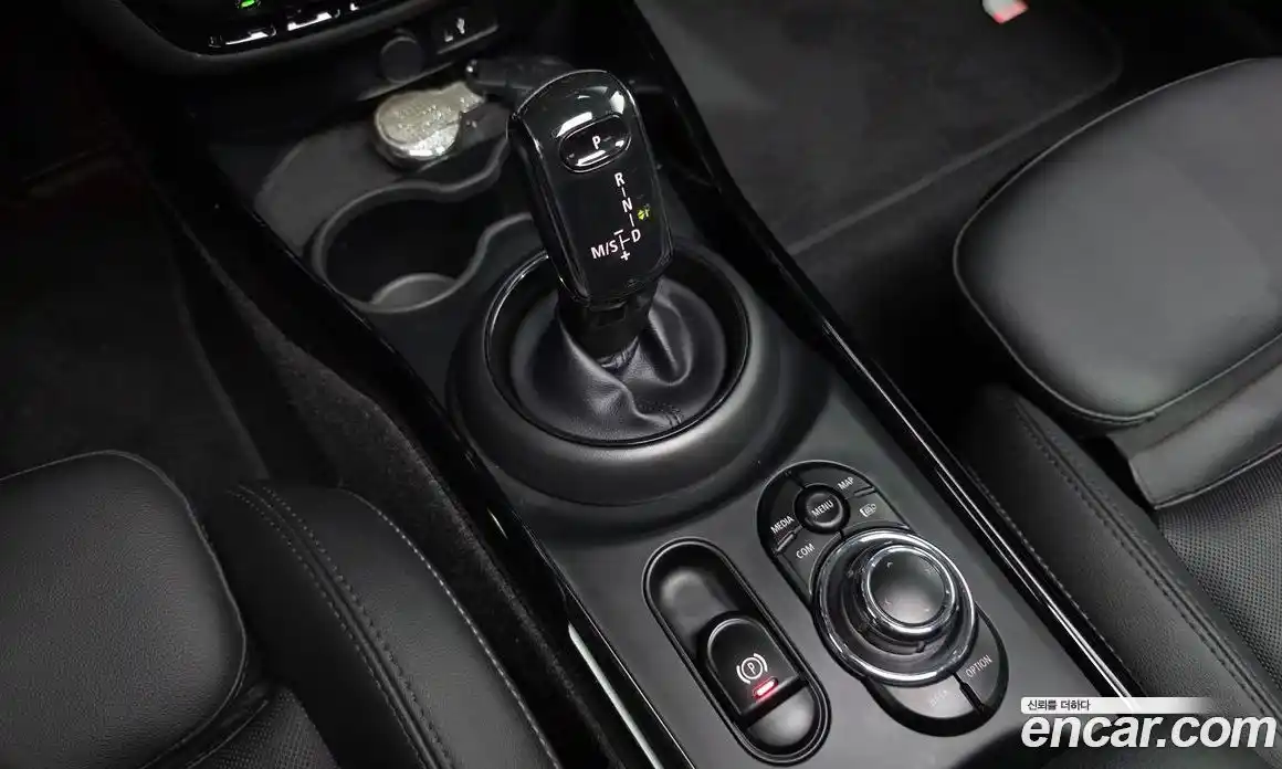 Mini Clubman 2023 2.0 гидро в Москве № 749829, фото 9