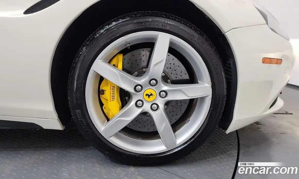 Ferrari California 2015 3.9 гидро в Москве № 814102, фото 5