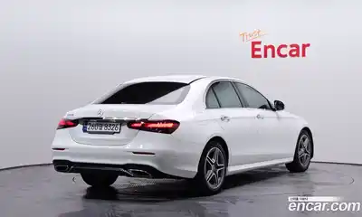 Mercedes-Benz E-Class 2023 2.0 гидро, миниатюра 2