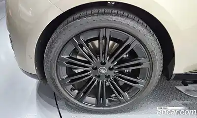 Land Rover Range-Rover 2025 4.4 гидро в Москве № 824637, миниатюра 5