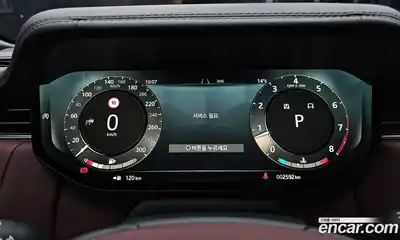 Land Rover Range-Rover 2025 4.4 гидро в Москве № 824637, миниатюра 8