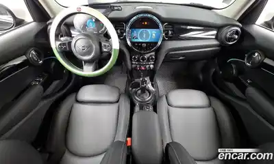 Mini Cooper 2023 1.5 гидро в Москве, миниатюра 7