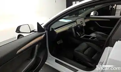 Tesla Model 3 2022 0.2 гидро в Москве № 825469, миниатюра 10