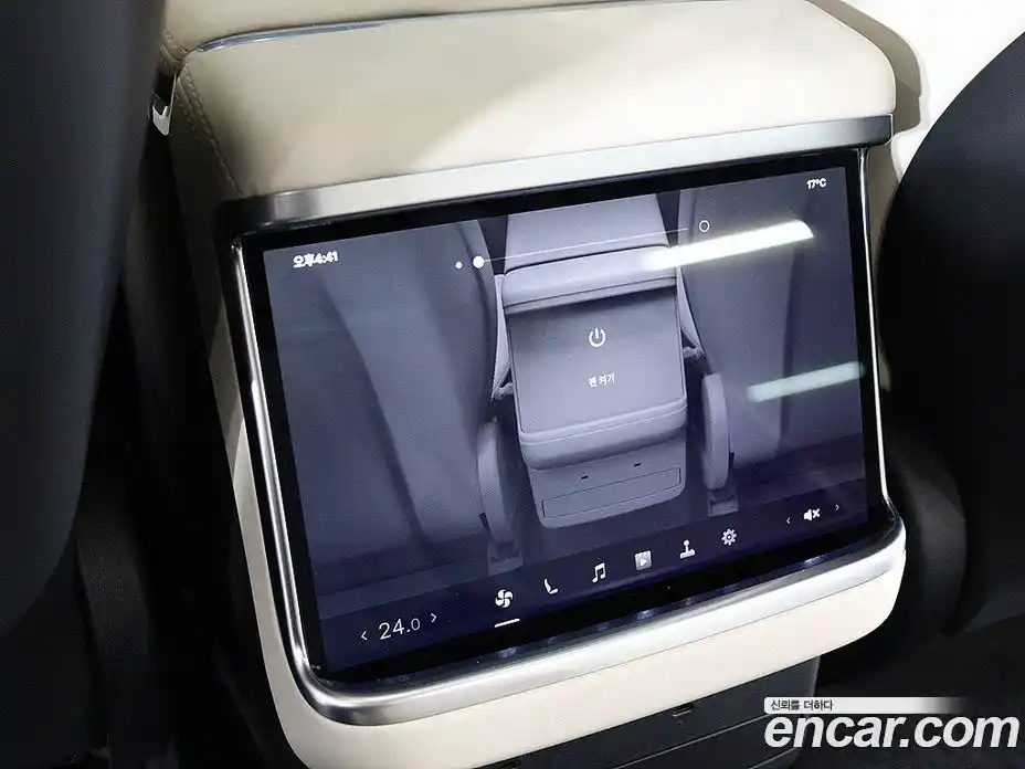 Tesla Model X 2023 0.3 гидро в Москве № 825683, фото 17