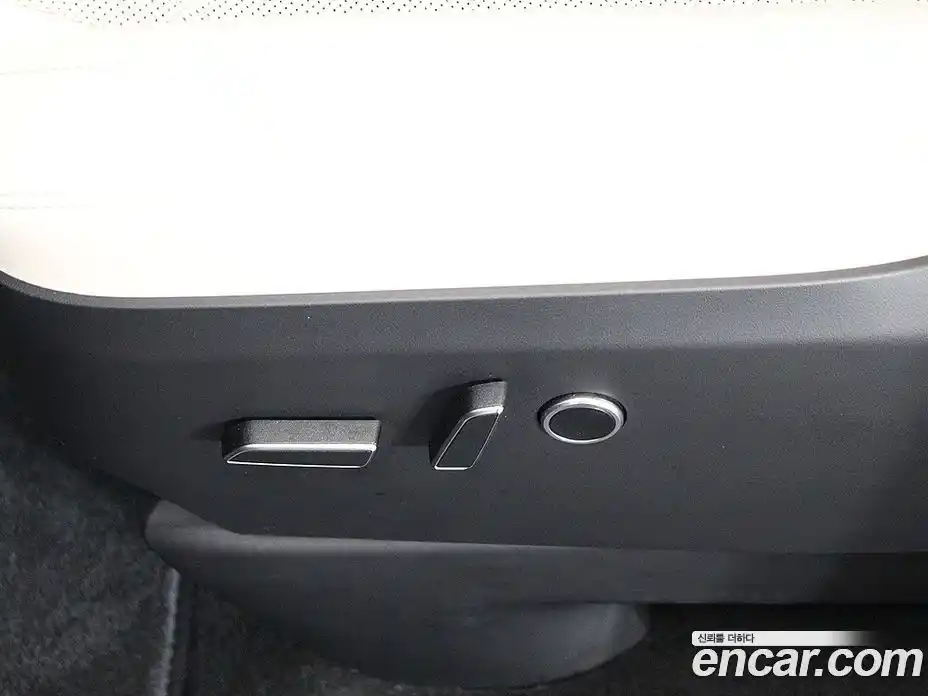 Tesla Model X 2023 0.3 гидро в Москве № 825683, фото 18