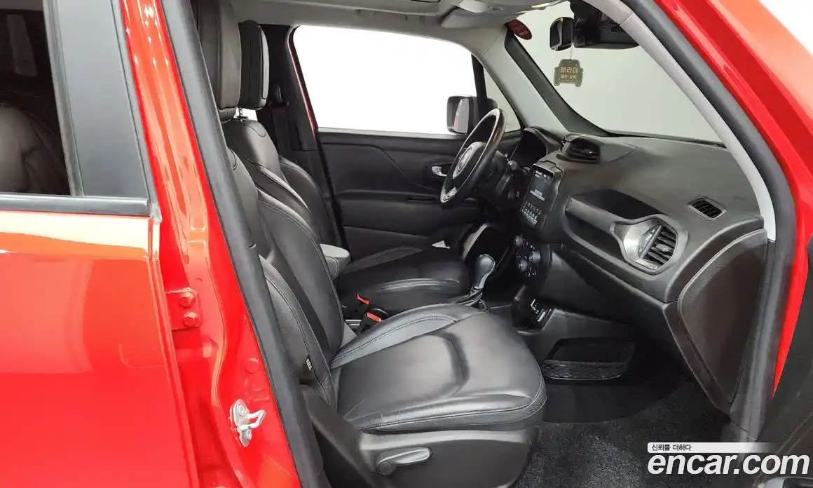 Jeep Renegade 2021 2.4 гидро в Москве № 826561, фото 11