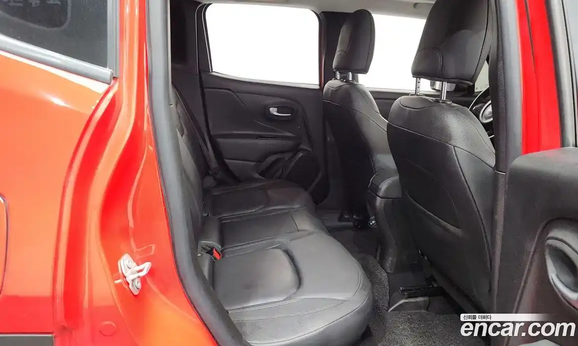 Jeep Renegade 2021 2.4 гидро в Москве № 826561, фото 12