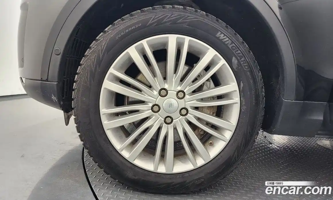 Land Rover Discovery 2019 3.0 гидро в Москве № 861317, фото 5