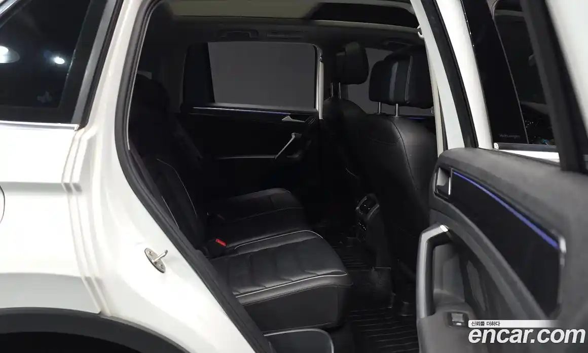 Volkswagen Tiguan 2021 2.0 гидро в Москве № 862407, фото 12