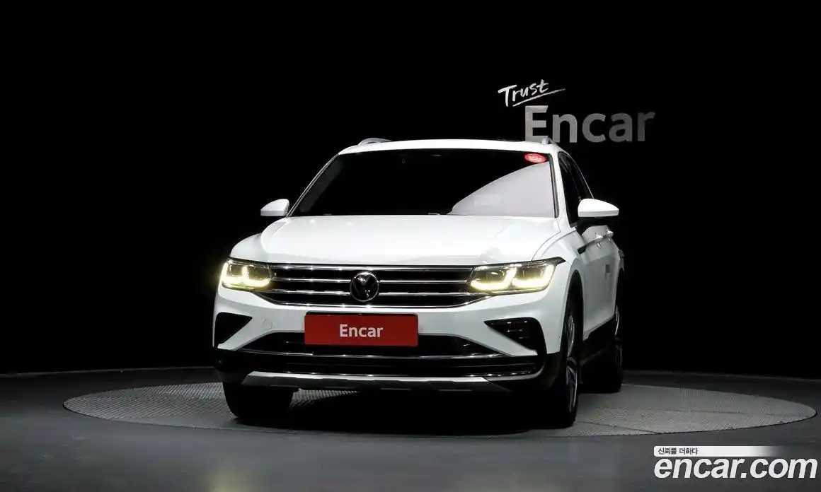 Volkswagen Tiguan 2021 2.0 гидро в Москве № 862407, фото 3