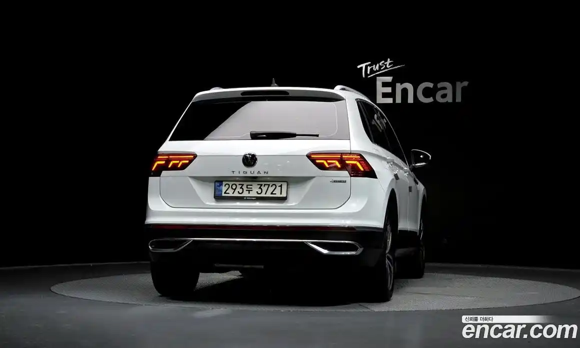 Volkswagen Tiguan 2021 2.0 гидро в Москве № 862407, фото 4