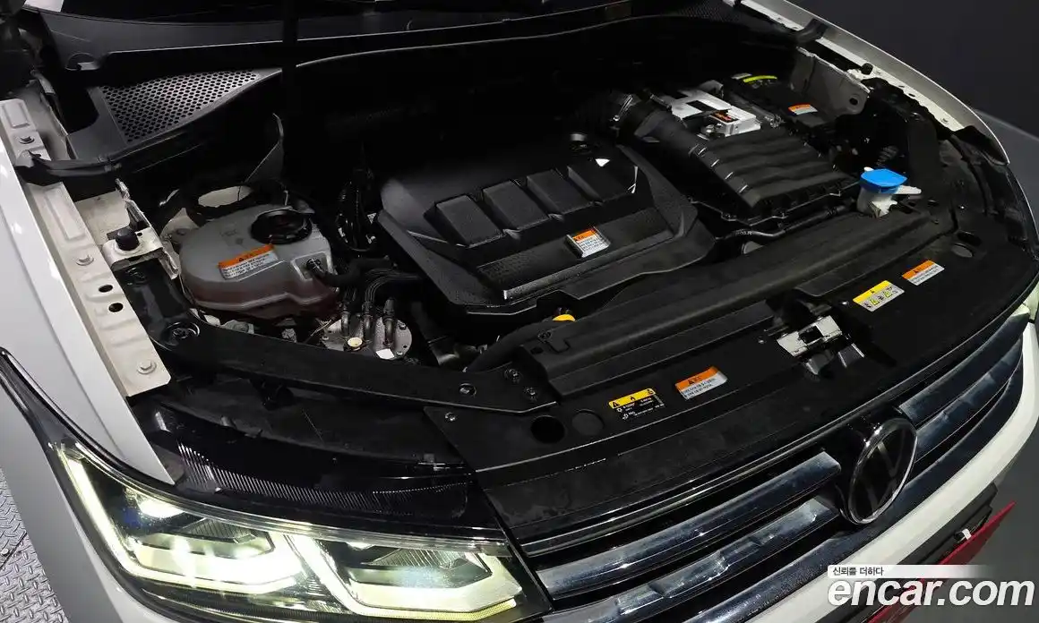 Volkswagen Tiguan 2021 2.0 гидро в Москве № 862407, фото 6