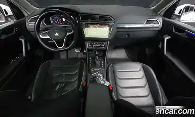 Volkswagen Tiguan 2021 2.0 гидро в Москве № 862407, миниатюра 7