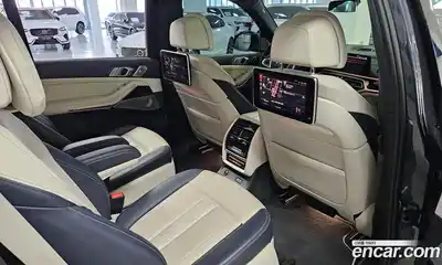 BMW X7 2021 4.4 гидро в Москве № 892286, миниатюра 10