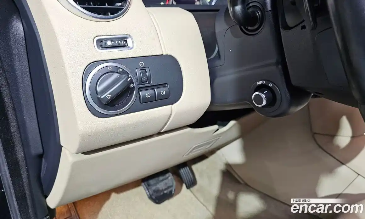 Land Rover Discovery 2016 3.0 гидро в Москве № 895012, фото 13