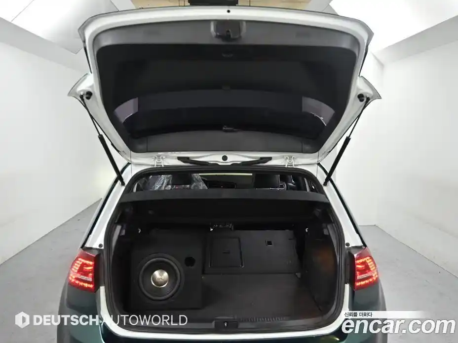Volkswagen Golf 2016 2.0 гидро в Москве № 896076, фото 20