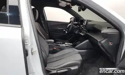 Peugeot 2008 2023 1.5 гидро в Москве № 897380, миниатюра 11