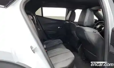 Peugeot 2008 2023 1.5 гидро в Москве № 897380, миниатюра 12