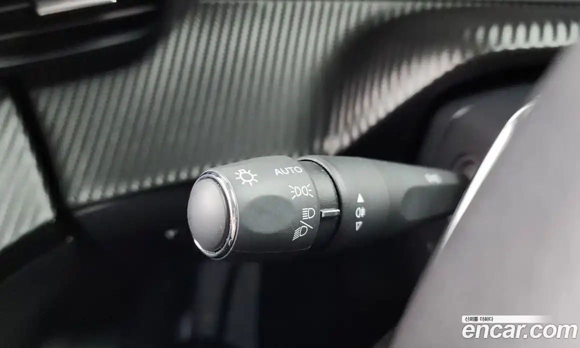 Peugeot 2008 2023 1.5 гидро в Москве № 897380, фото 14