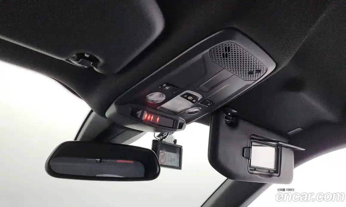 Peugeot 2008 2023 1.5 гидро в Москве № 897380, фото 19