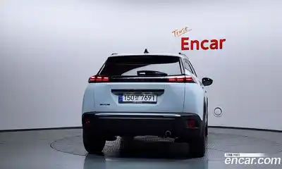 Peugeot 2008 2023 1.5 гидро в Москве № 897380, миниатюра 4