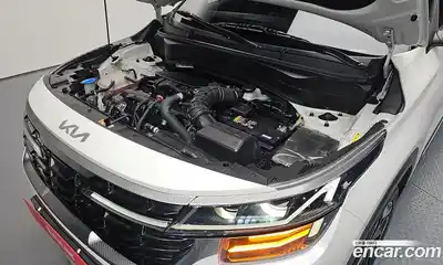 Kia Seltos 2023 1.6 Автомат в Москве № 929108, миниатюра 6