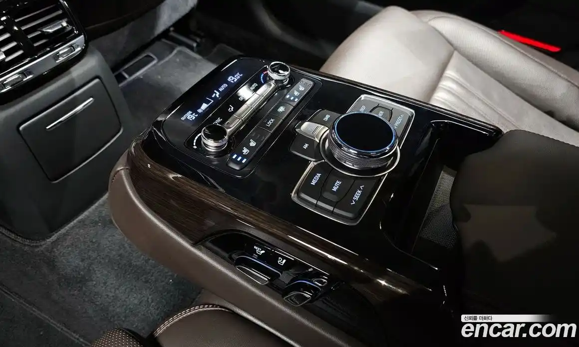 Genesis EQ900 2018 3.8 Автомат в Москве № 931129, фото 20