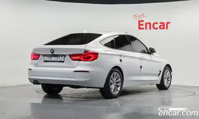 BMW 3-Series 2018 2.0 гидро в Москве № 968047, миниатюра 2