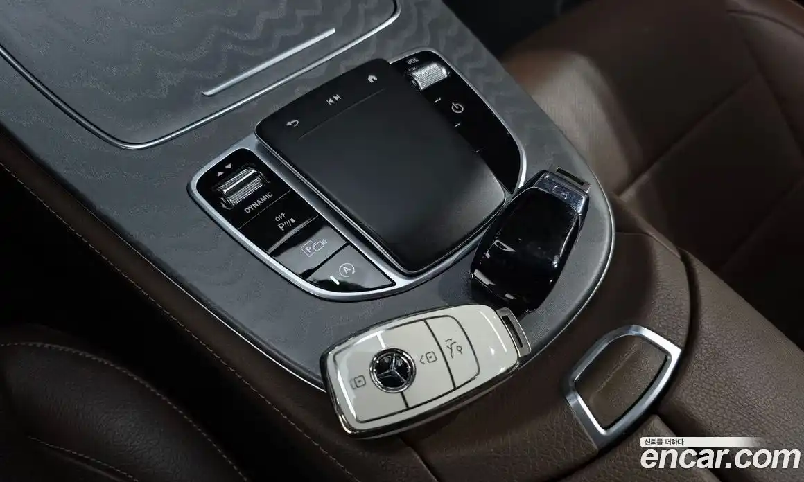 Mercedes-Benz E-Class 2023 2.0 гидро, фото 19