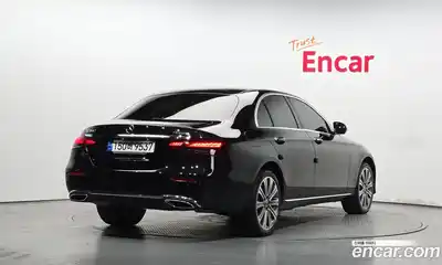 Mercedes-Benz E-Class 2023 2.0 гидро, миниатюра 2